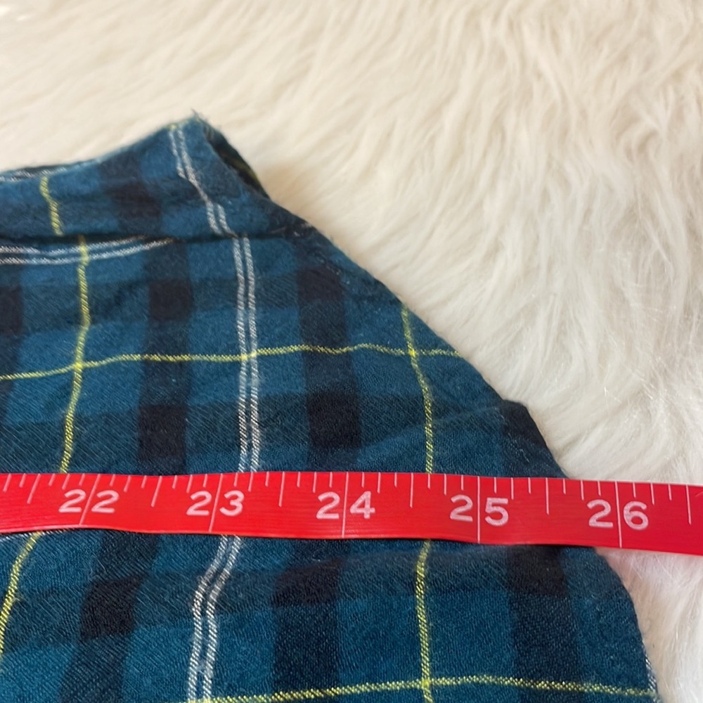 Banana Republic Dillon Plaid Green 100% Rayon Button Down Flannel Shirt - Picture 9 of 9
